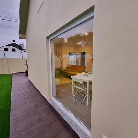 Com Piscina