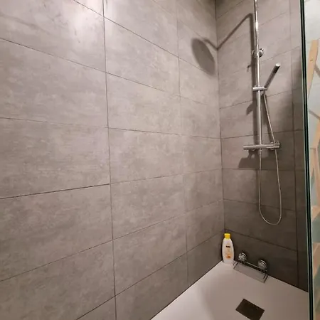 Com Piscina