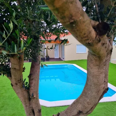 Com Piscina *